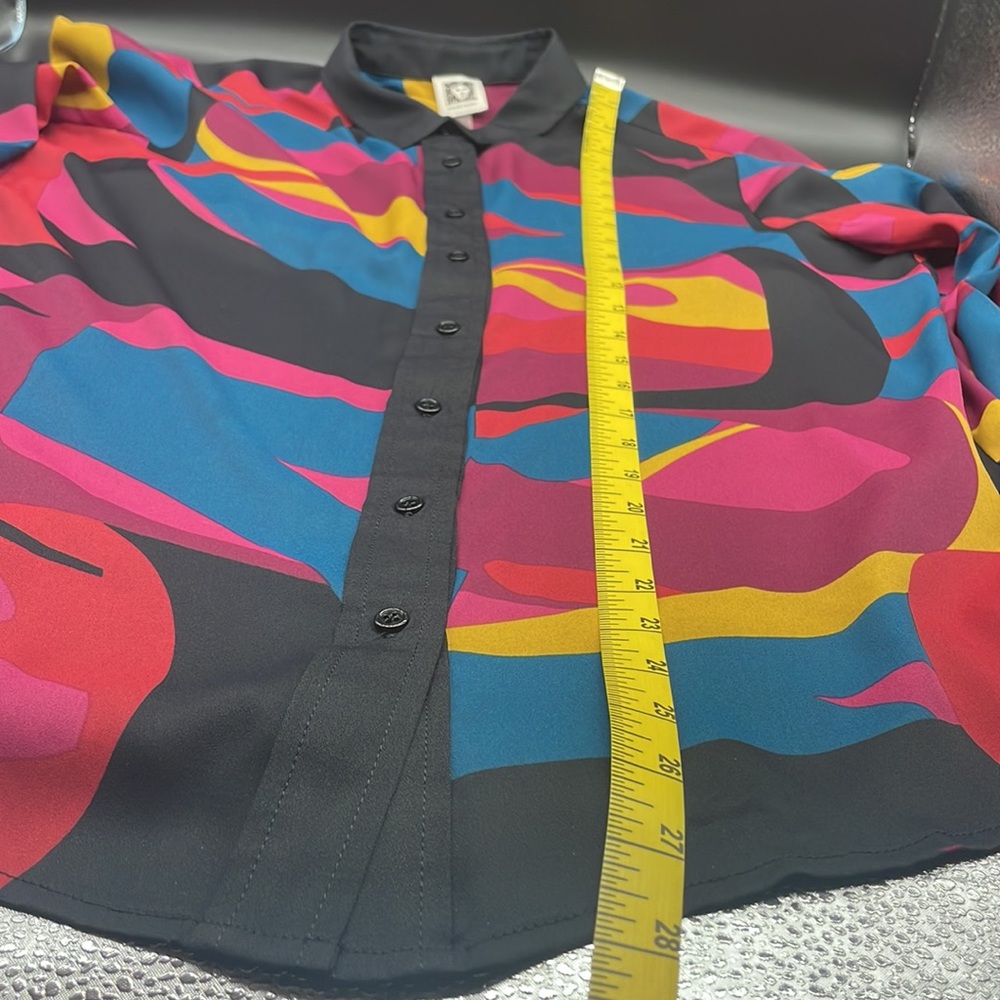 Anne Klein color block long sleeve button up blouse - Picture 7 of 8